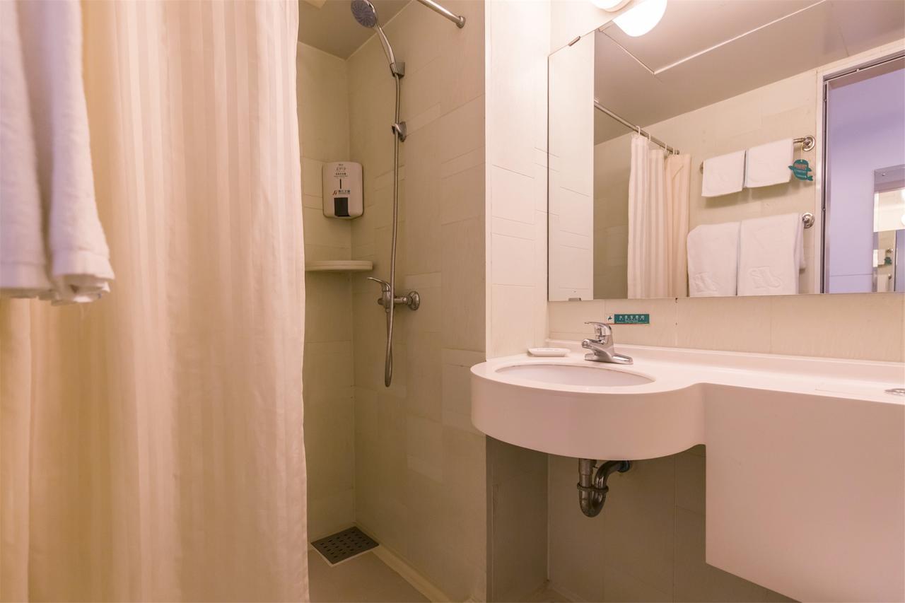 Jinjiang Inn Baoding Xiangyang Avenue Extérieur photo